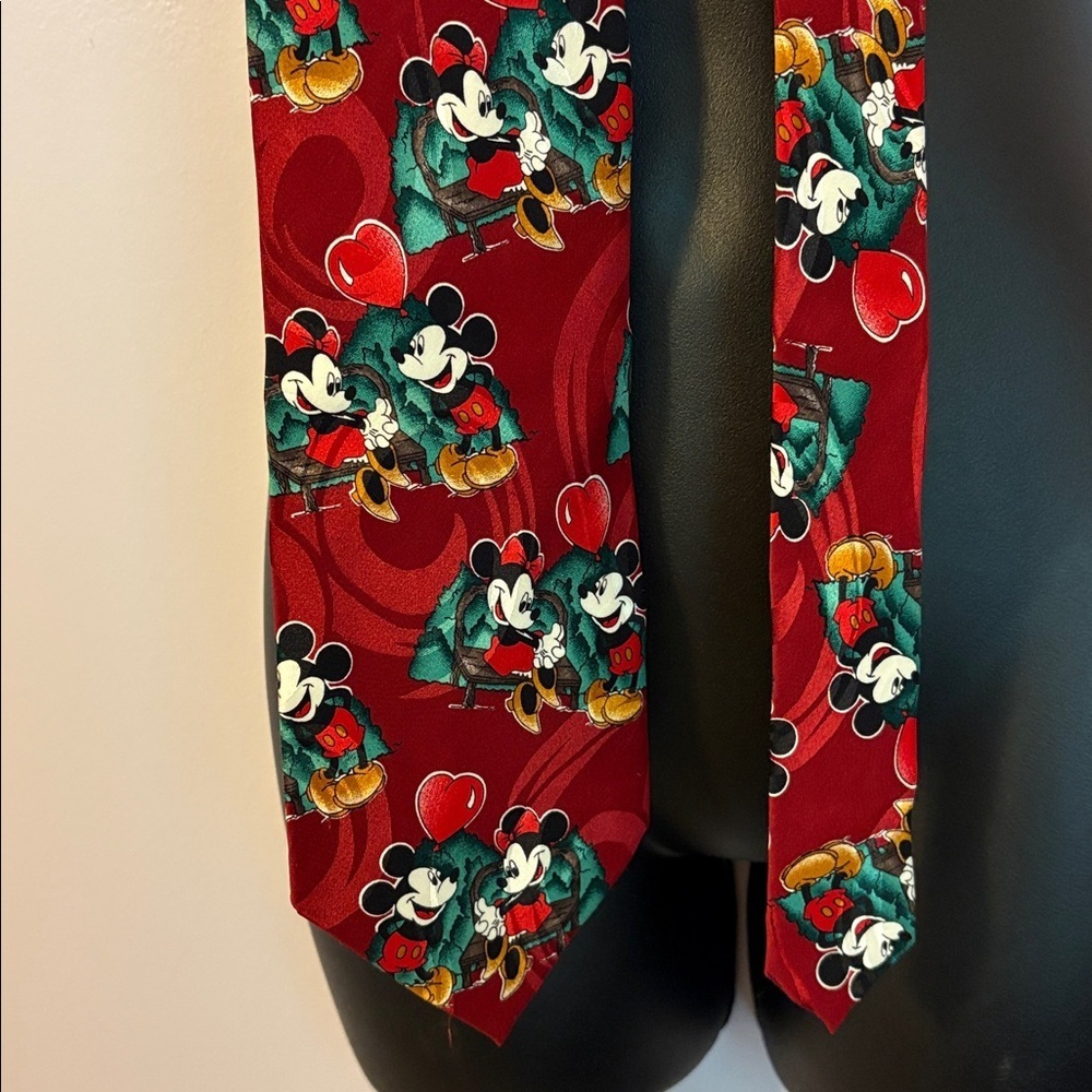 Mickey Unlimited Vintage Mickey and Minnie Mouse Heart In The Park Silk Necktie